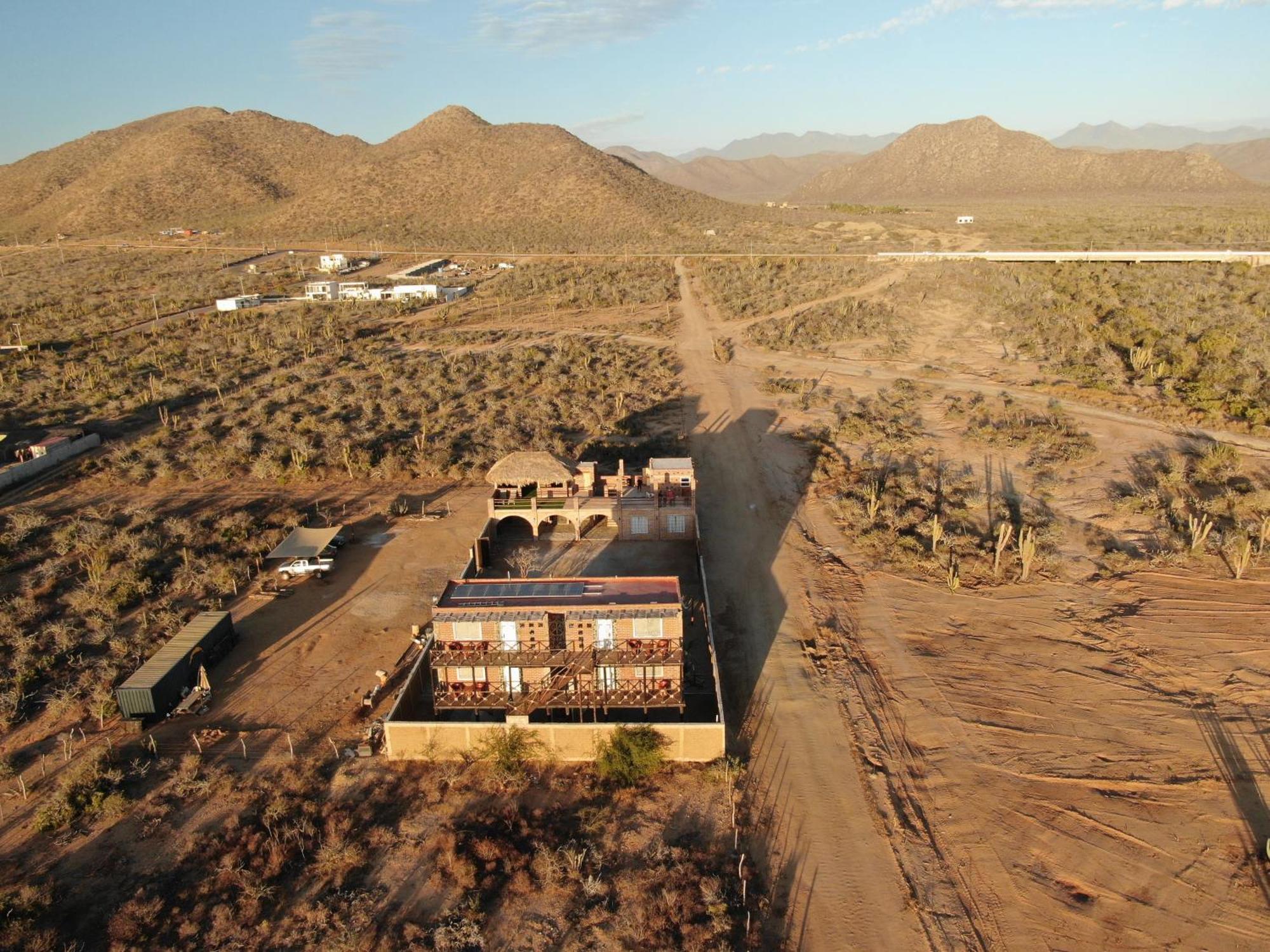 El Pescadero  Baja69 Lodge מראה חיצוני תמונה
